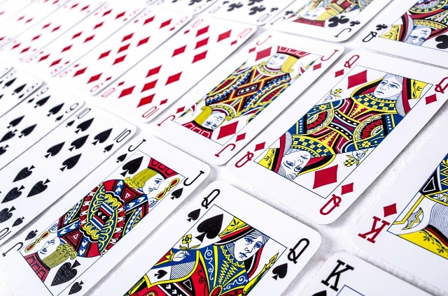 Tính may rủi luôn song hành với Poker short deck